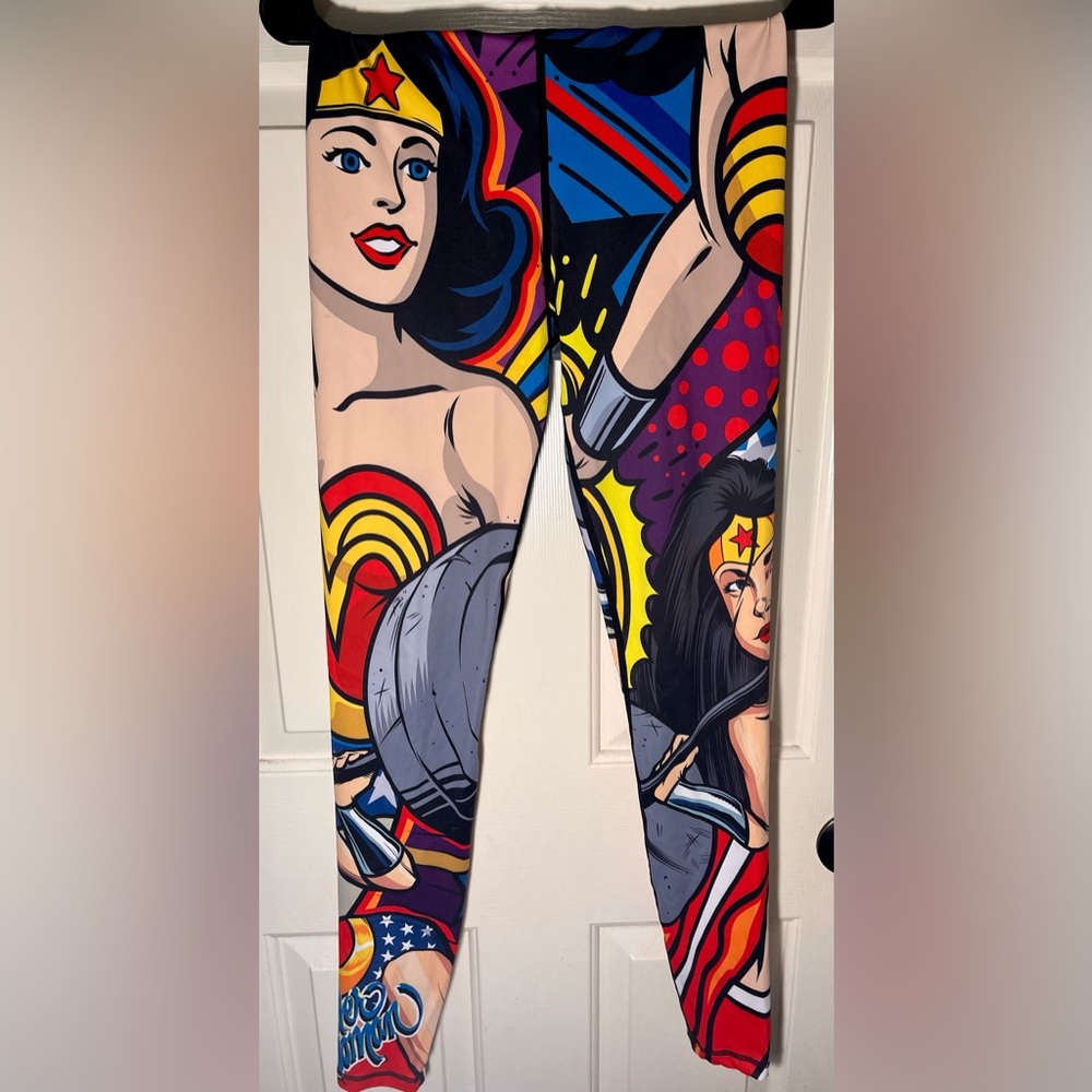 SuperFresh Wonder Woman leggings Meduim